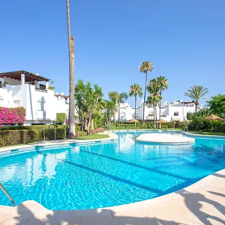 Genteel Guadalvillas 度假居 *